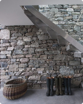 feature-stone-wall
